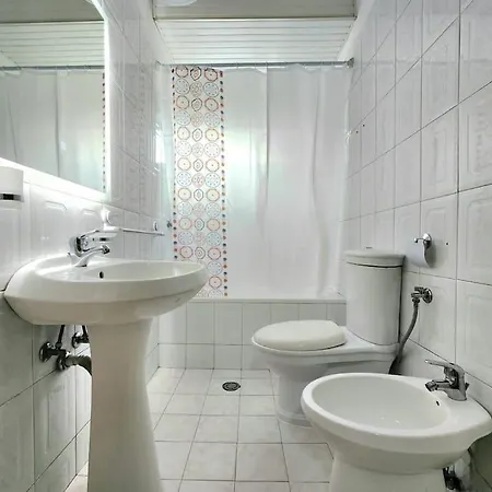 Colosseo Gemtirana W/24h Checkin Apartamento Tirana