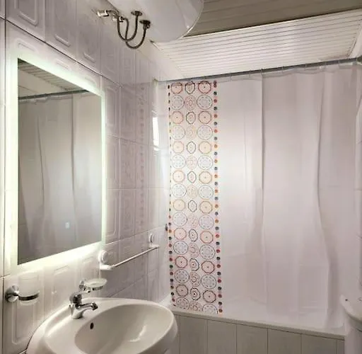 Apartment Colosseo Gemtirana W/24h Checkin Tirana